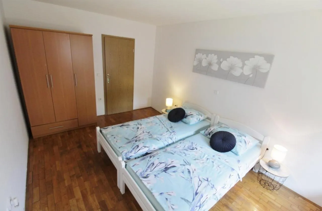 Holiday House Tina Savudrija Holiday home