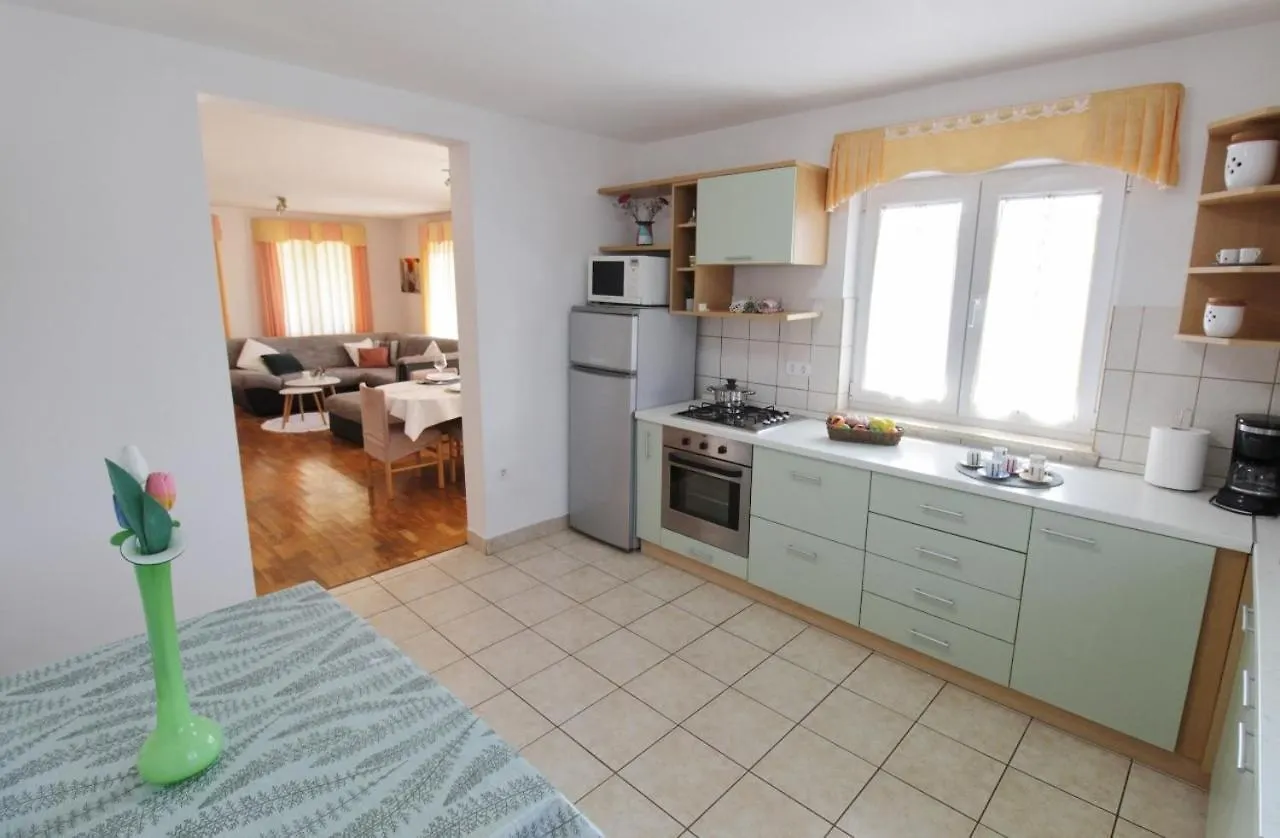 Holiday House Tina Savudrija 0*,  Croatia